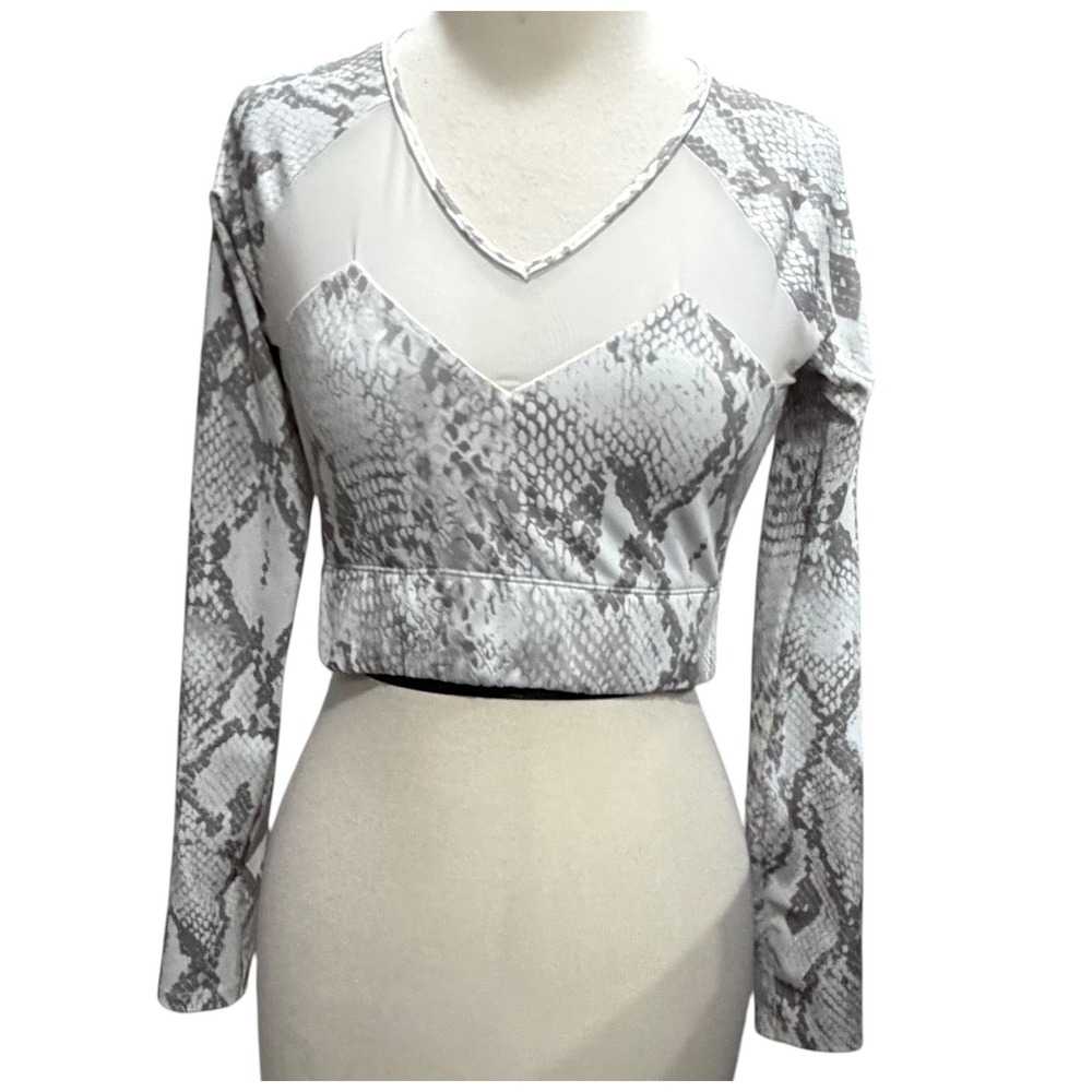 Varley Alpine Crop Top Womens S Gray Snakeskin Print Activewear Chic Athletic